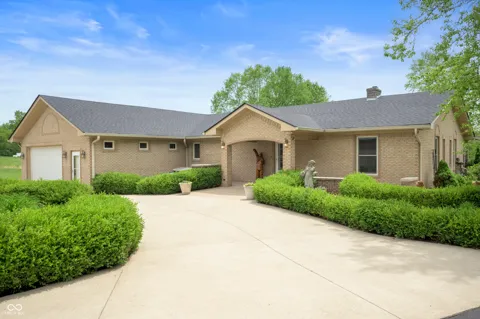 7653 State Road 135