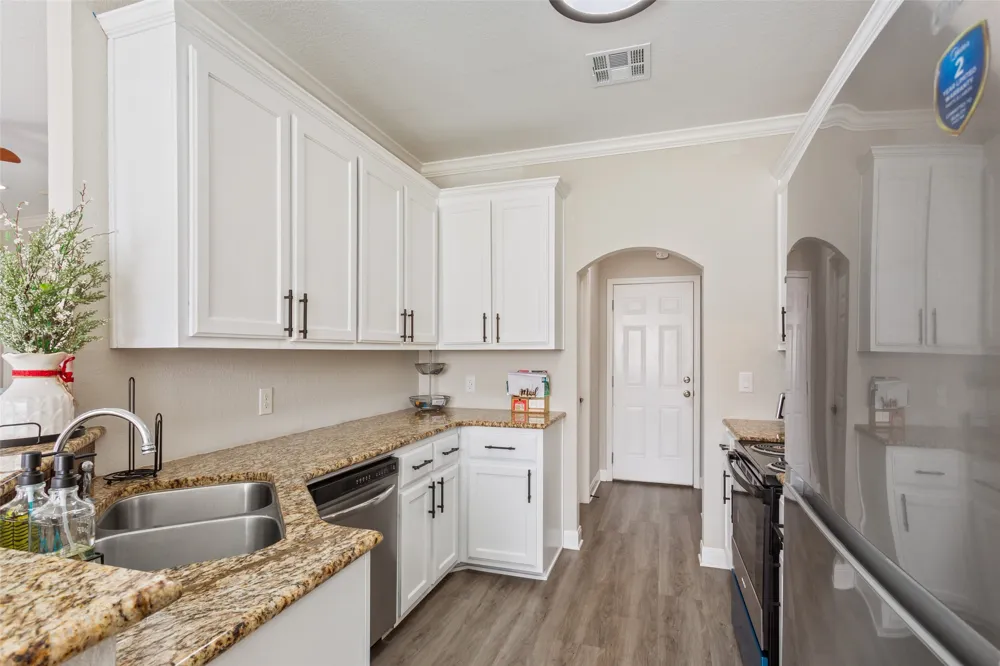 187 Ashland Drive Woodway, TX 76712