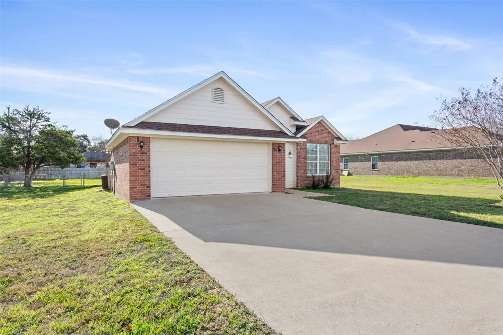 187 Ashland Drive Woodway, TX 76712