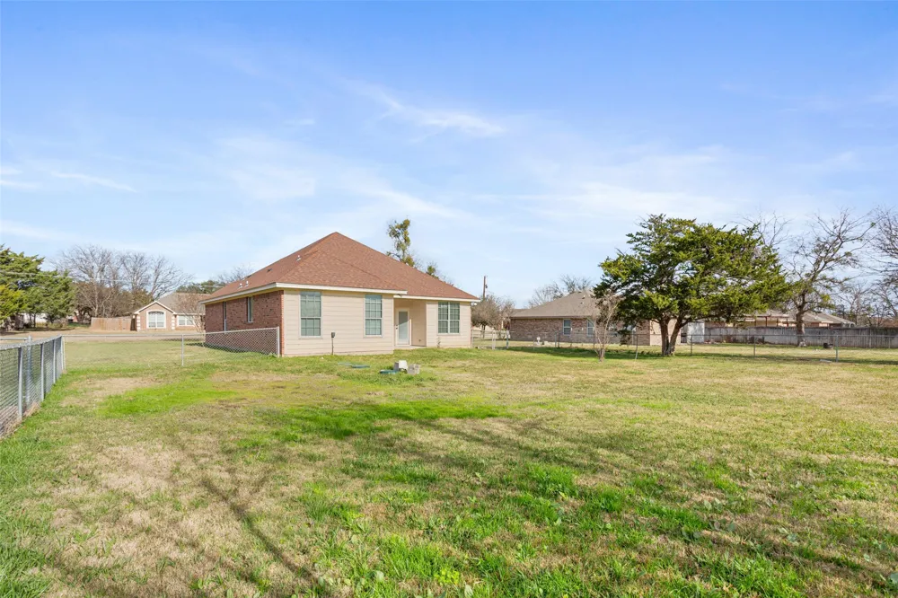 187 Ashland Drive Woodway, TX 76712
