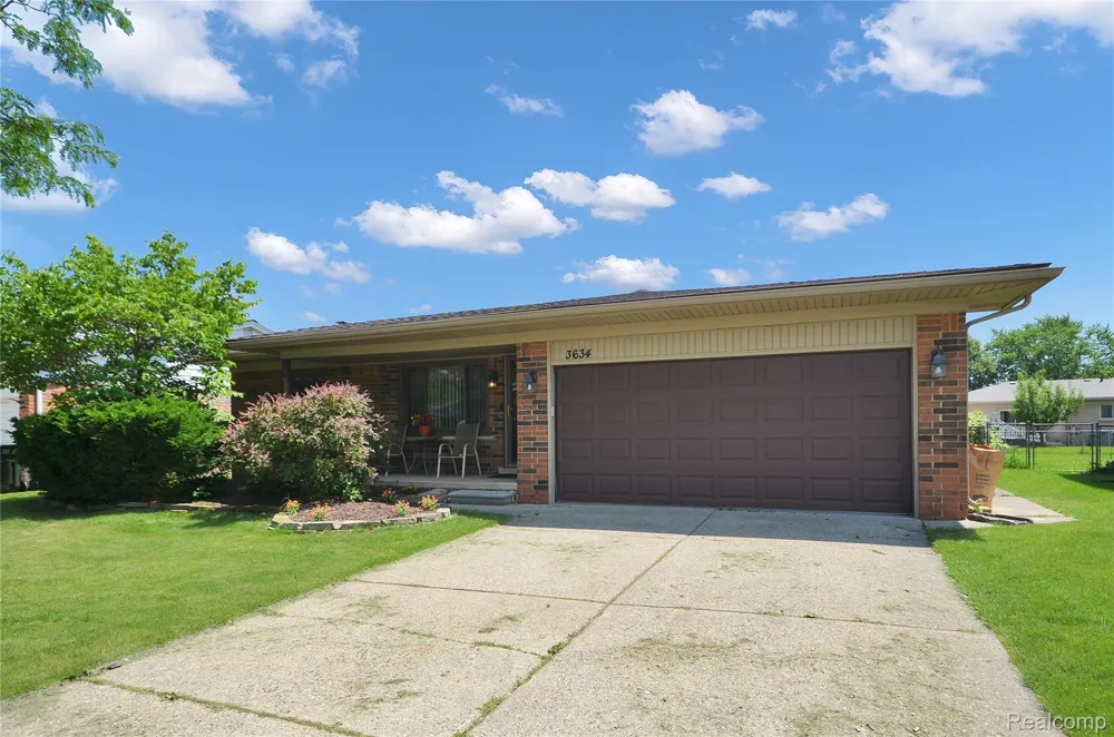 3634 Tracy Drive Sterling Heights City, MI 48310