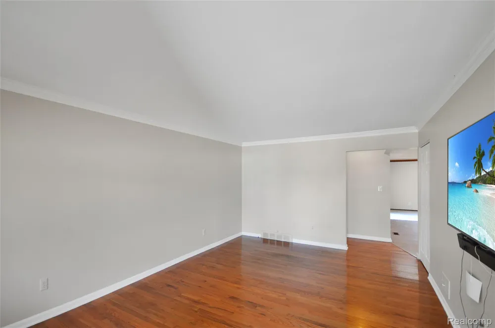3634 Tracy Drive Sterling Heights City, MI 48310