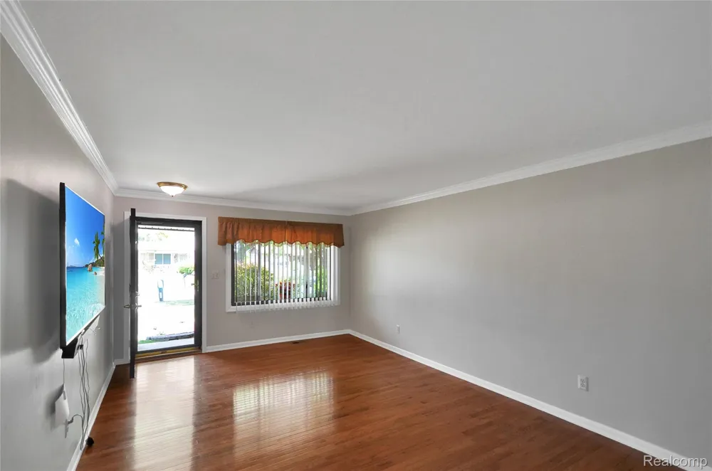 3634 Tracy Drive Sterling Heights City, MI 48310