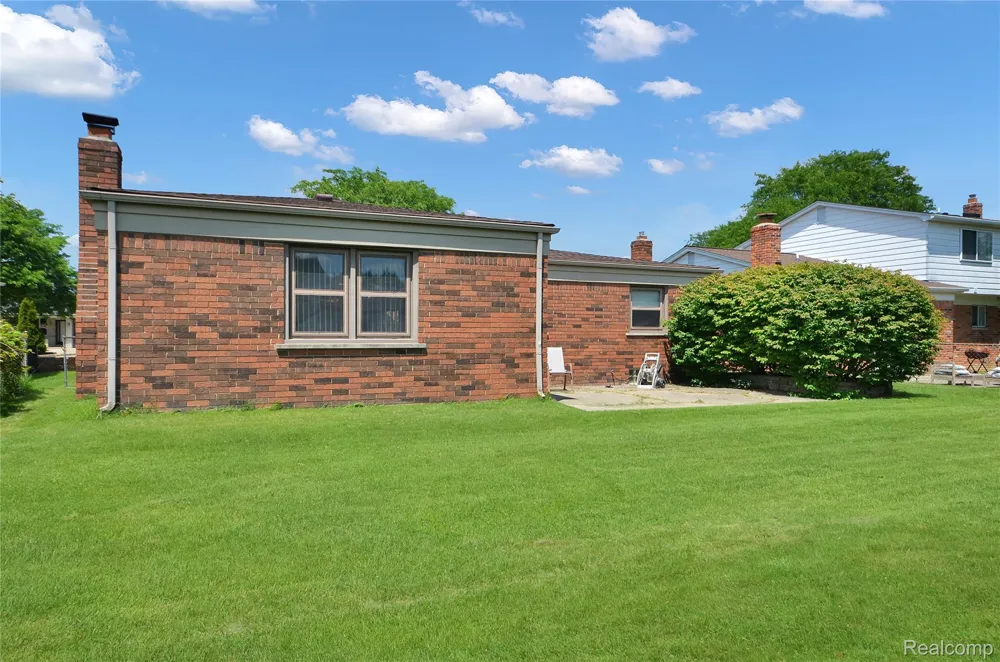 3634 Tracy Drive Sterling Heights City, MI 48310