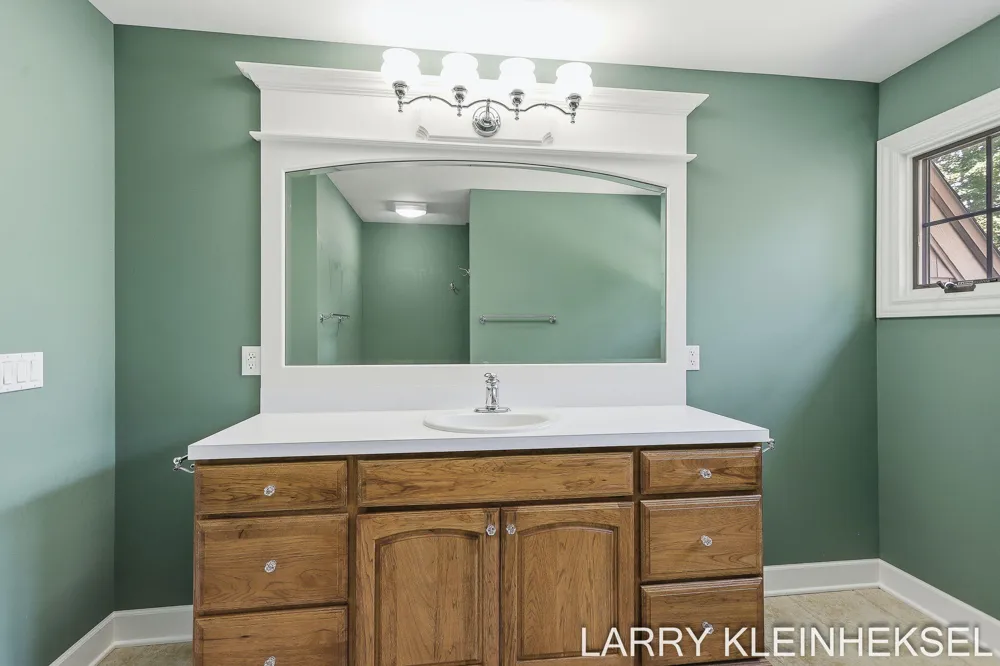 5645 Lakeshore Drive Port Sheldon Township, MI 49424