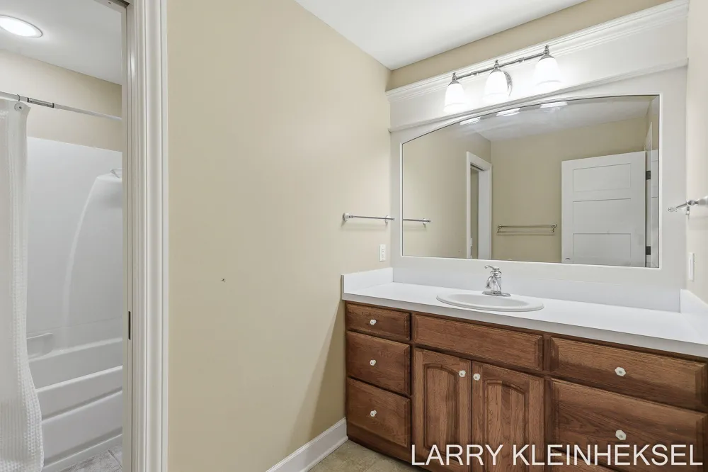 5645 Lakeshore Drive Port Sheldon Township, MI 49424