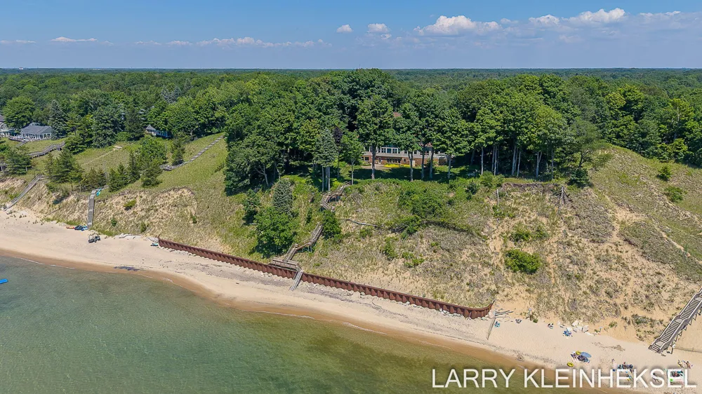 5645 Lakeshore Drive Port Sheldon Township, MI 49424