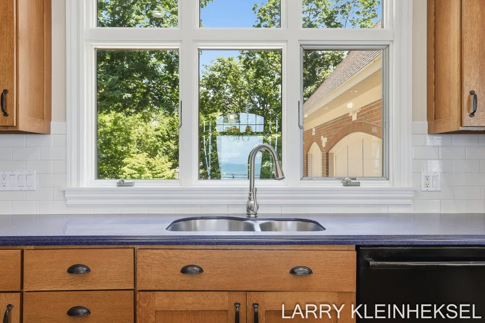 5645 Lakeshore Drive Port Sheldon Township, MI 49424