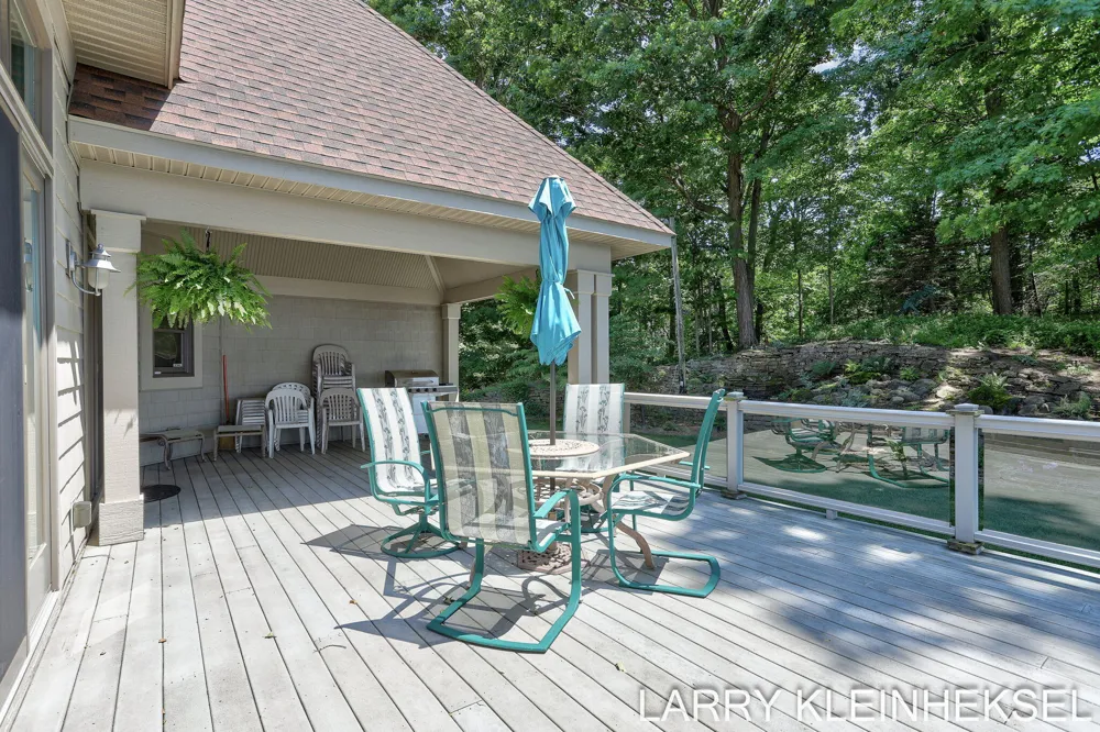 5645 Lakeshore Drive Port Sheldon Township, MI 49424