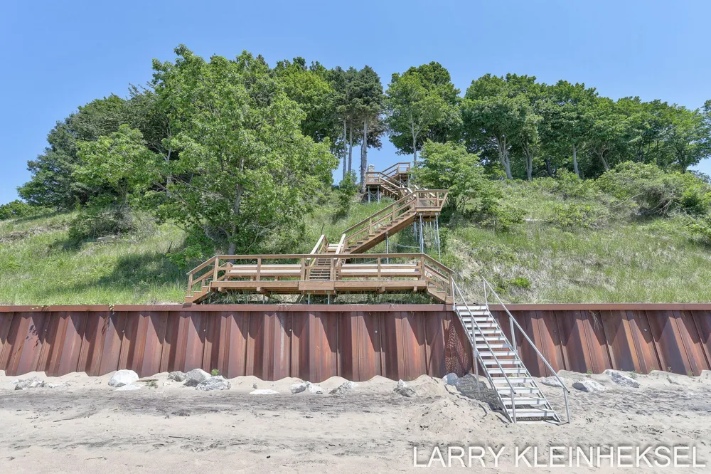5645 Lakeshore Drive Port Sheldon Township, MI 49424
