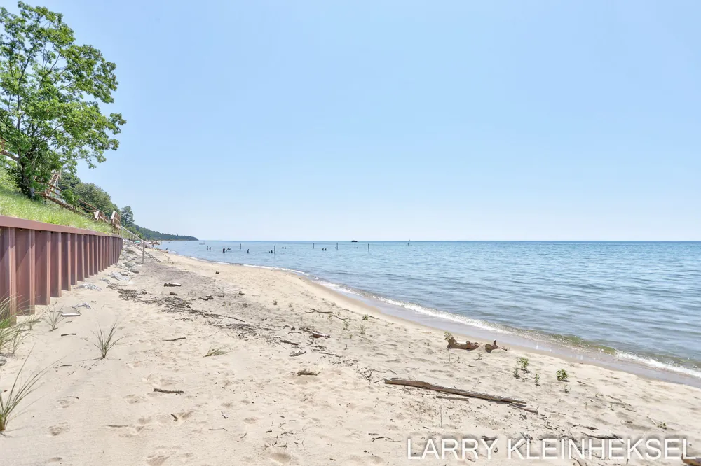 5645 Lakeshore Drive Port Sheldon Township, MI 49424