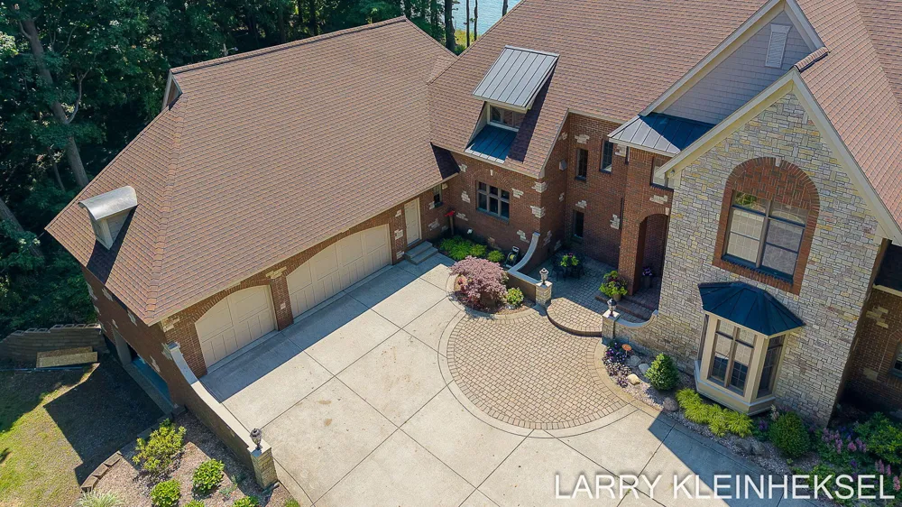 5645 Lakeshore Drive Port Sheldon Township, MI 49424