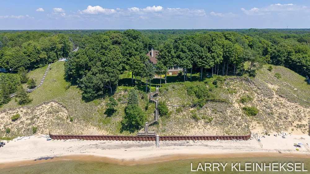 5645 Lakeshore Drive Port Sheldon Township, MI 49424