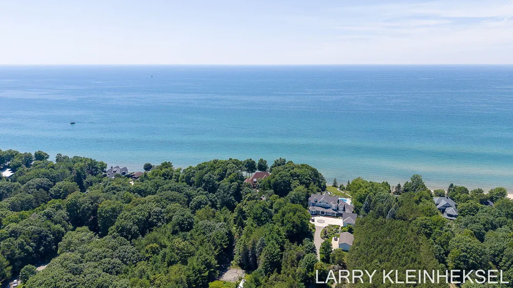5645 Lakeshore Drive Port Sheldon Township, MI 49424