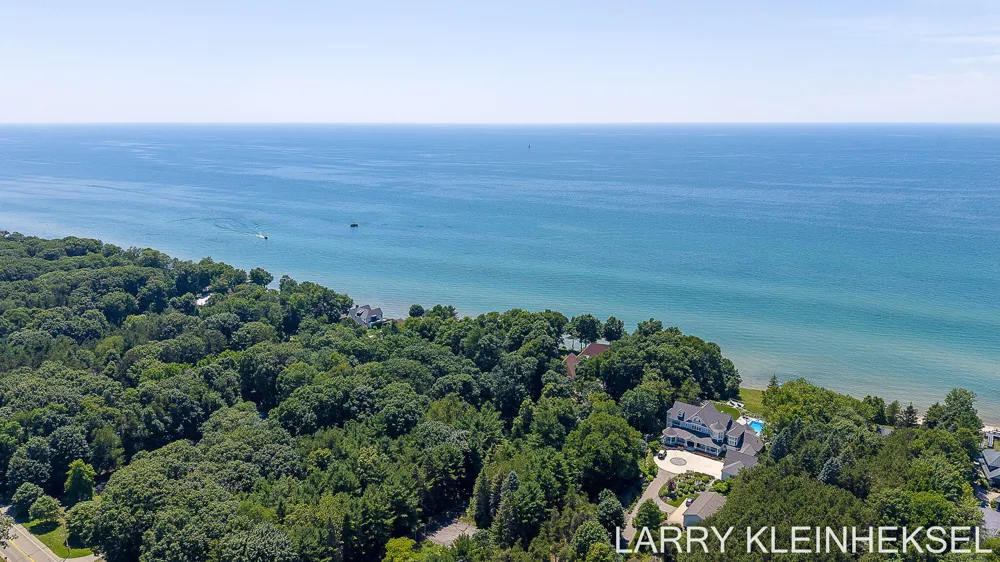 5645 Lakeshore Drive Port Sheldon Township, MI 49424