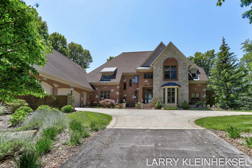 5645 Lakeshore Drive Port Sheldon Township, MI 49424
