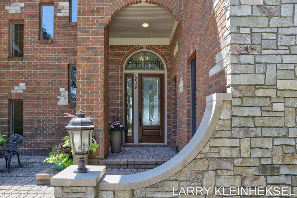 5645 Lakeshore Drive Port Sheldon Township, MI 49424
