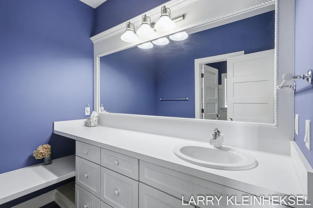 5645 Lakeshore Drive Port Sheldon Township, MI 49424