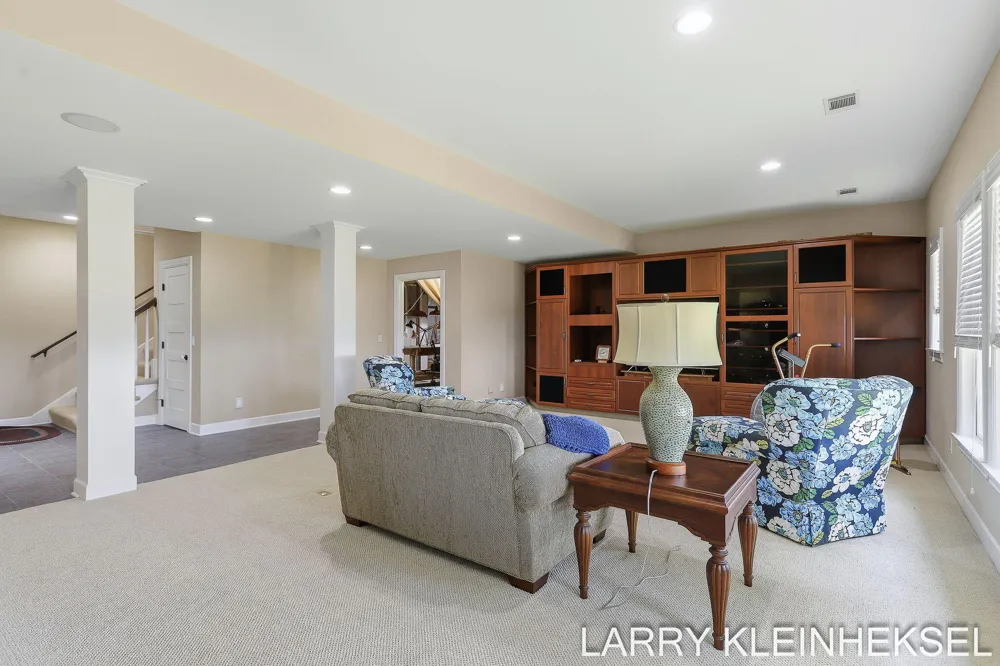 5645 Lakeshore Drive Port Sheldon Township, MI 49424