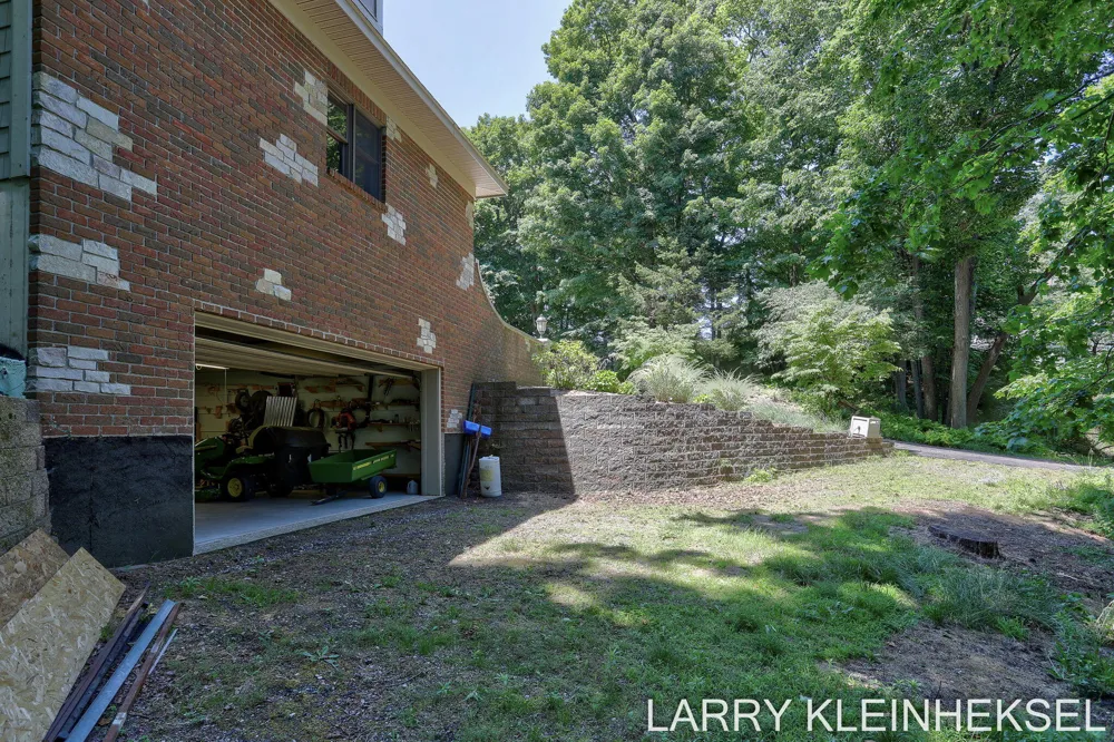 5645 Lakeshore Drive Port Sheldon Township, MI 49424