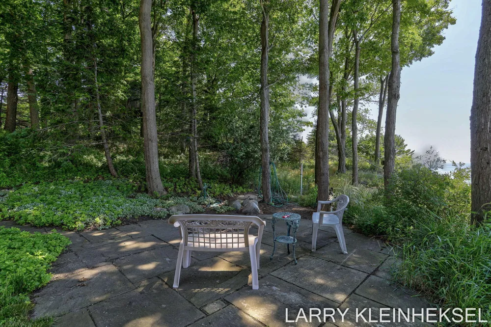 5645 Lakeshore Drive Port Sheldon Township, MI 49424