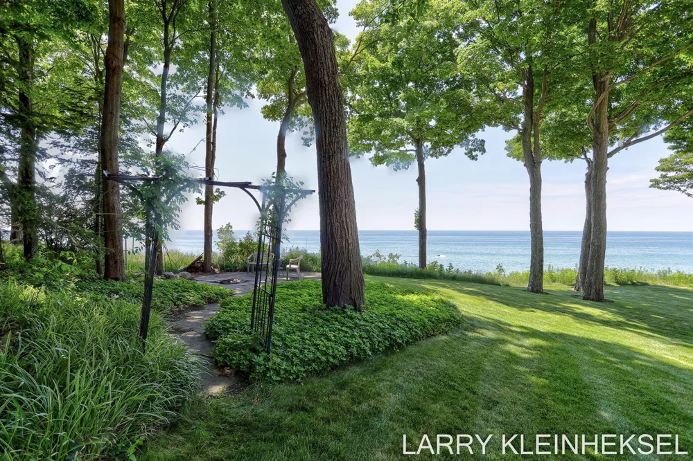 5645 Lakeshore Drive Port Sheldon Township, MI 49424