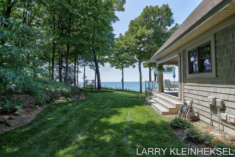 5645 Lakeshore Drive Port Sheldon Township, MI 49424