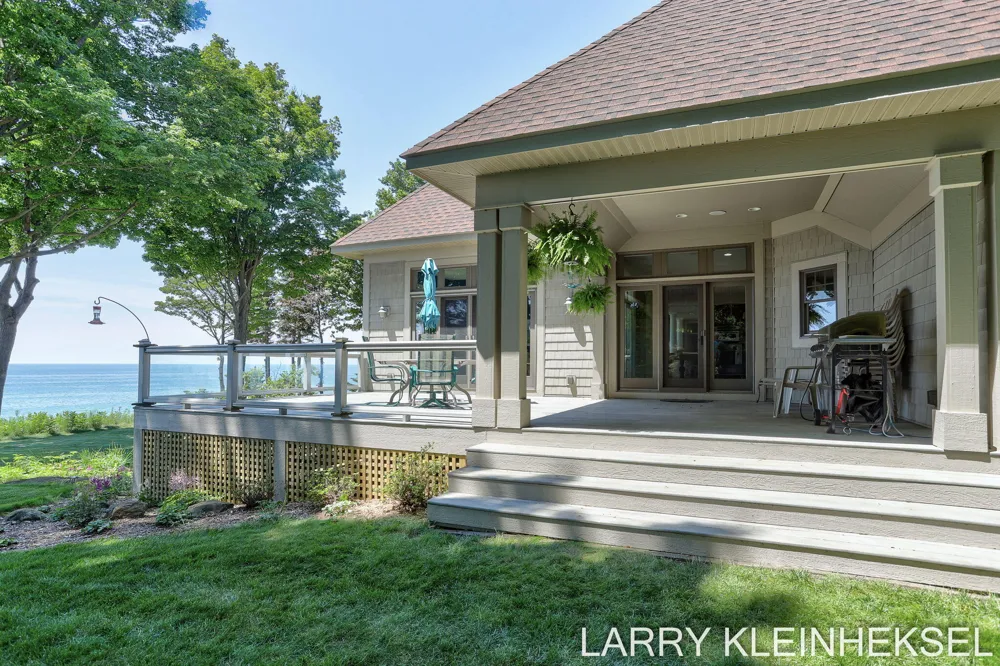 5645 Lakeshore Drive Port Sheldon Township, MI 49424