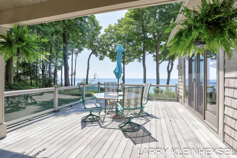 5645 Lakeshore Drive Port Sheldon Township, MI 49424