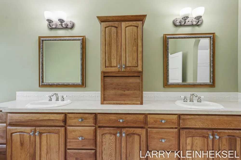 5645 Lakeshore Drive Port Sheldon Township, MI 49424