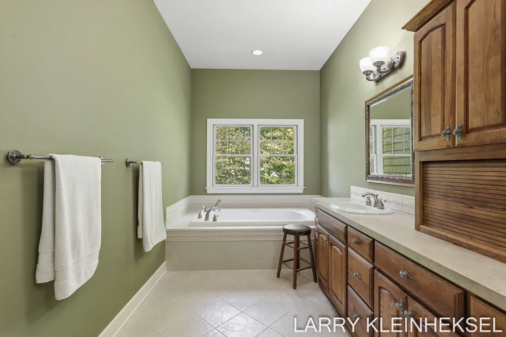 5645 Lakeshore Drive Port Sheldon Township, MI 49424