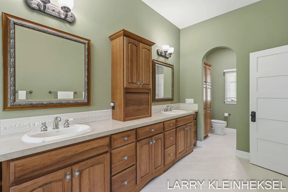 5645 Lakeshore Drive Port Sheldon Township, MI 49424