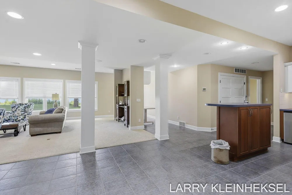 5645 Lakeshore Drive Port Sheldon Township, MI 49424