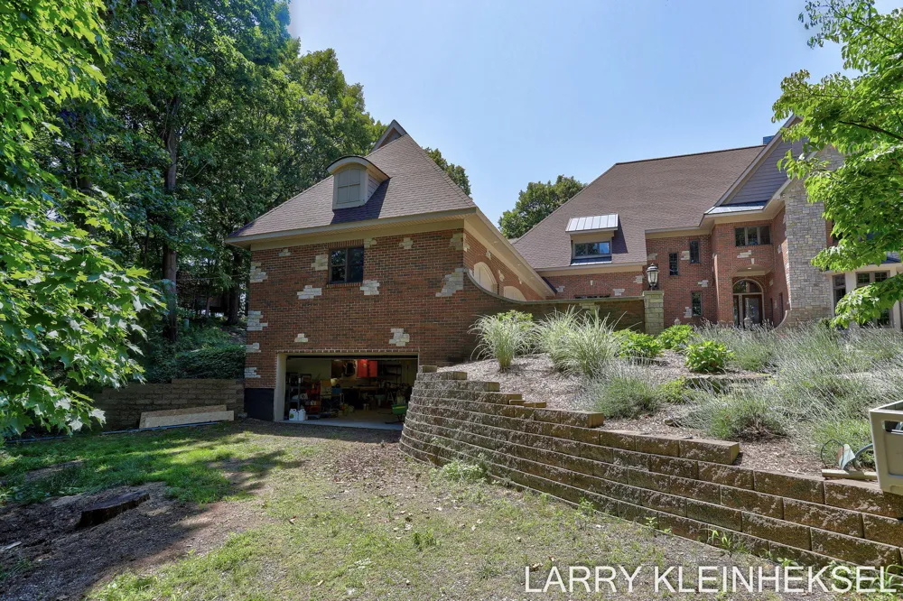 5645 Lakeshore Drive Port Sheldon Township, MI 49424