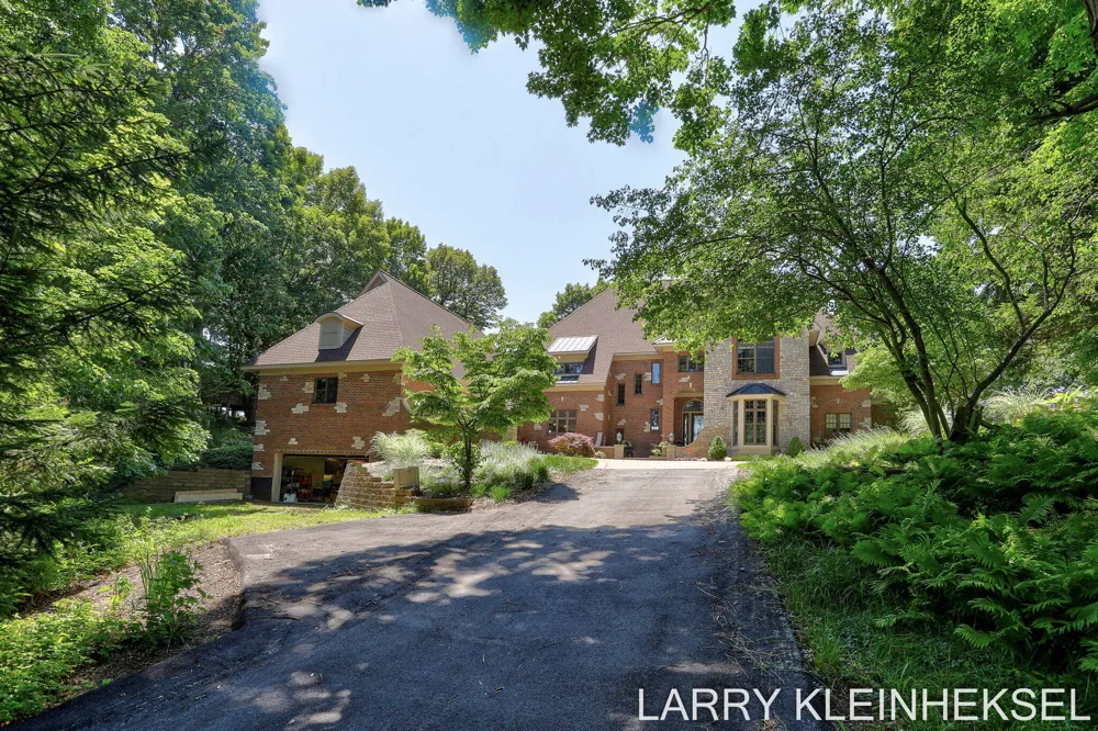 5645 Lakeshore Drive Port Sheldon Township, MI 49424