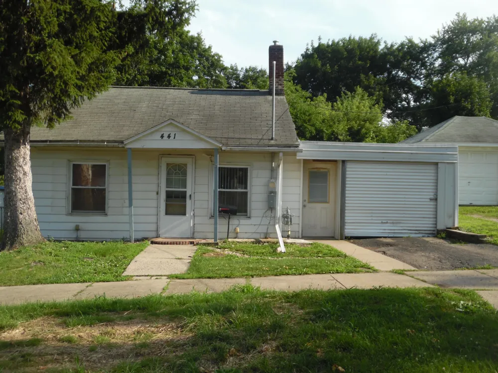 441 Adams Street Jackson City, MI 49202