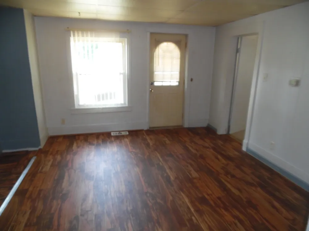 441 Adams Street Jackson City, MI 49202