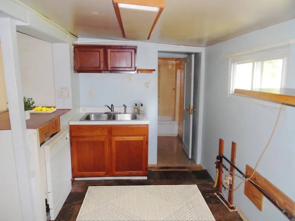 441 Adams Street Jackson City, MI 49202