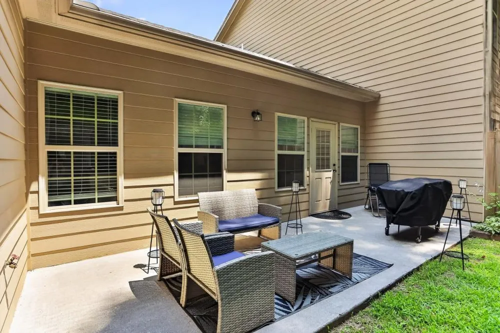 198 Towne Villas Drive Jasper, GA 30143