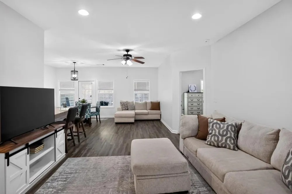 198 Towne Villas Drive Jasper, GA 30143