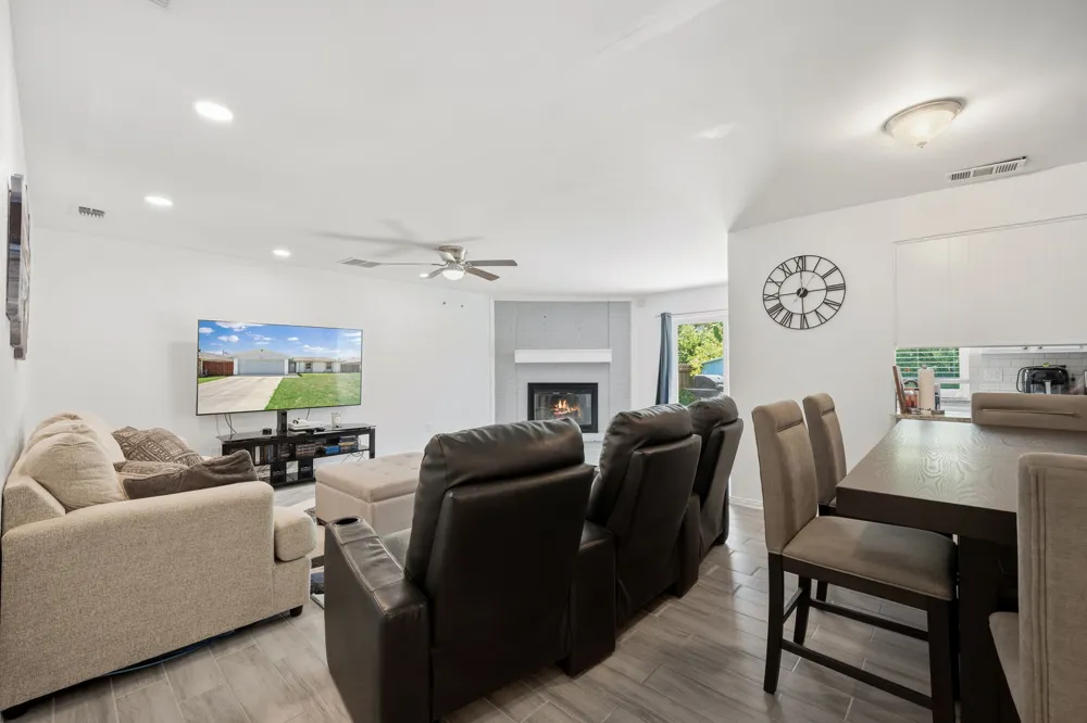 2314 Benbrook Drive Carrollton, TX 75007