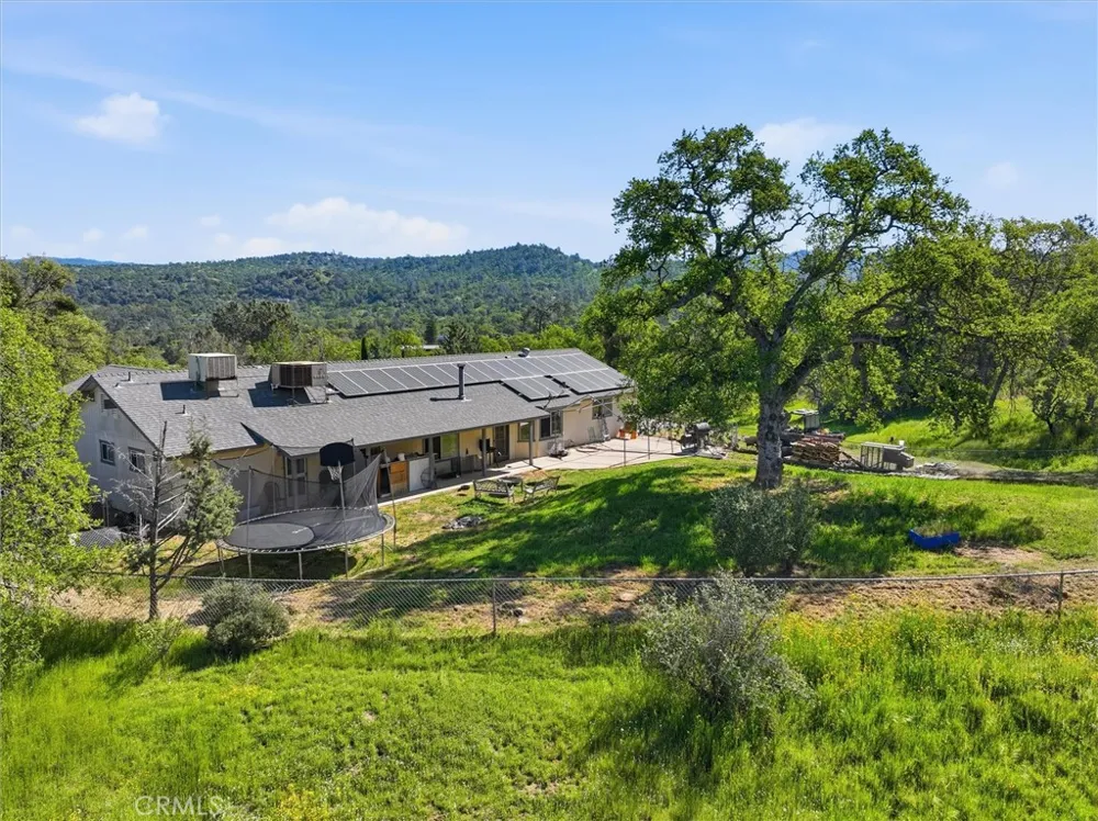 31749 Road 400 Coarsegold, CA 93614