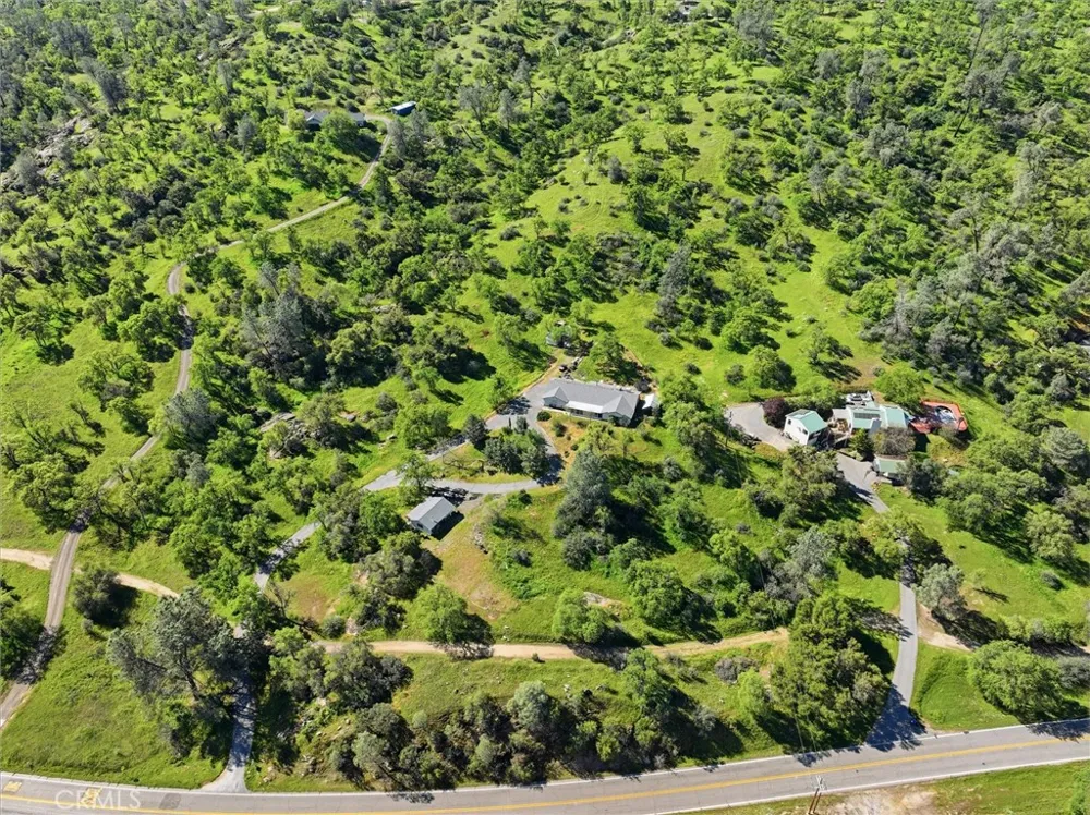 31749 Road 400 Coarsegold, CA 93614