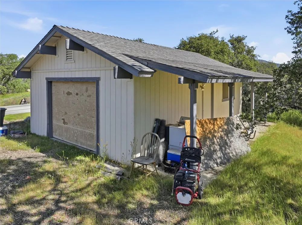 31749 Road 400 Coarsegold, CA 93614