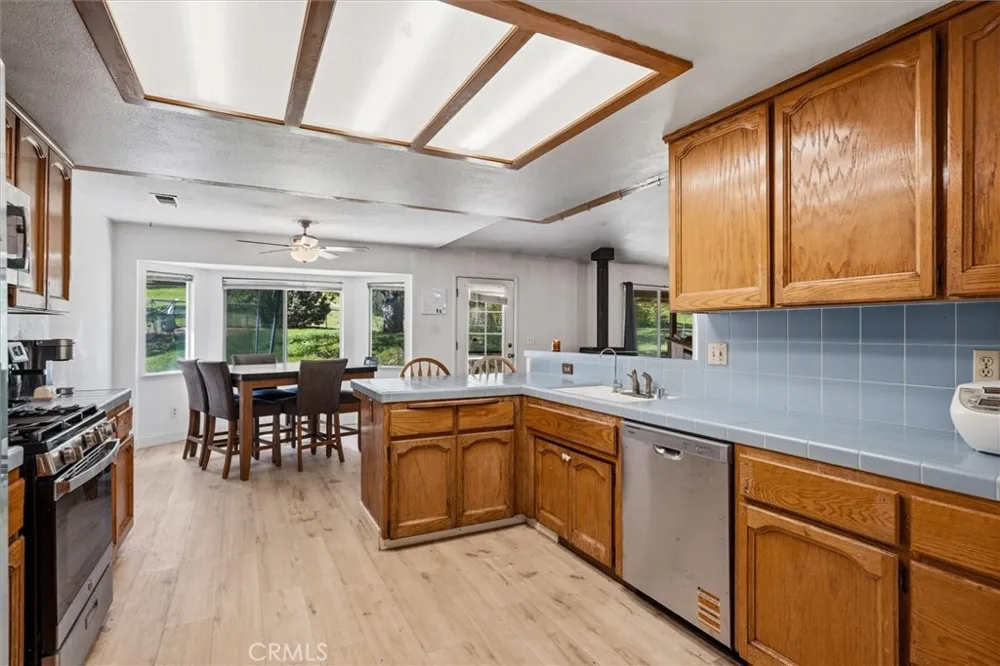 31749 Road 400 Coarsegold, CA 93614