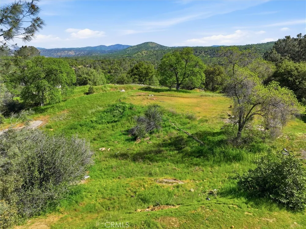 31749 Road 400 Coarsegold, CA 93614