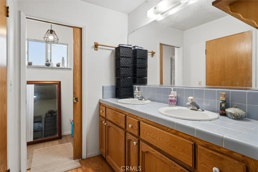 31749 Road 400 Coarsegold, CA 93614