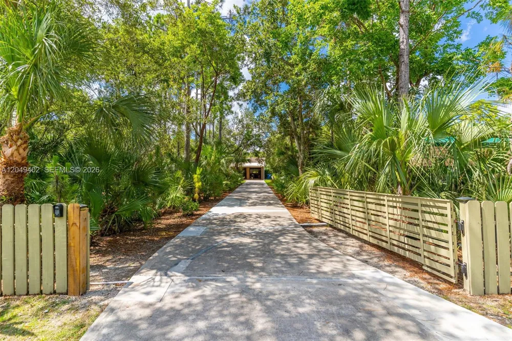 19120 SW 270th St Homestead, FL 33031