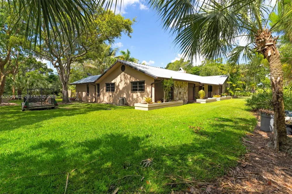 19120 SW 270th St Homestead, FL 33031