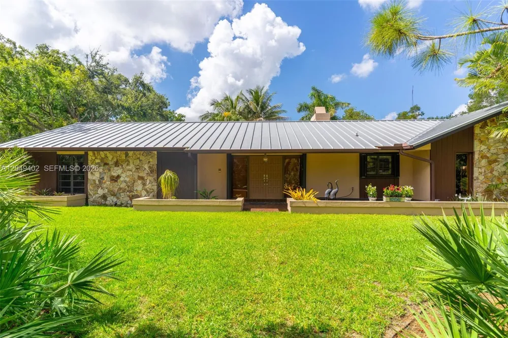 19120 SW 270th St Homestead, FL 33031